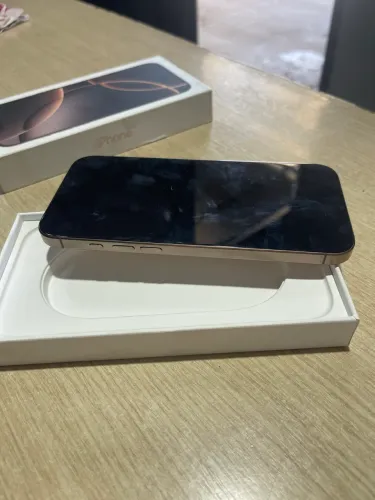 iPhone 16 pro Max 256g