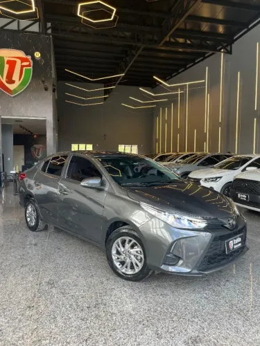Toyota Yaris XS Sedan 1.5 Flex 16V 4P Aut. 2023. Único proprietário.