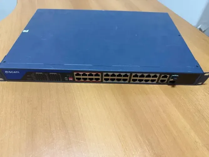 Switch Scati SL-SW0326 PoE 10/100 24 Portas Fast Ethernet (SL-SW0326) - Seminovo 