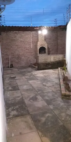 ? CASA À VENDA OU TROCA POR SÍTIO