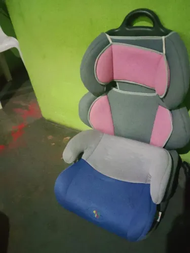 Vendo uma cadeira ? de bebê