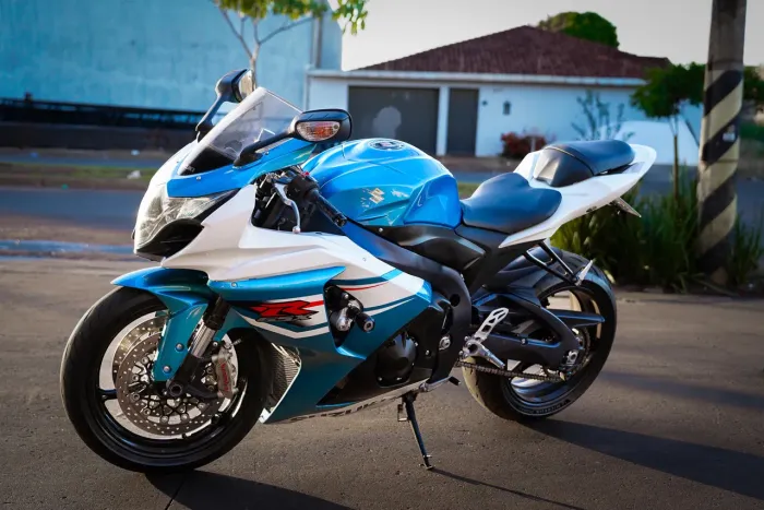 SUZUKI GSXR 1000 2014 AZUL (SRAD)