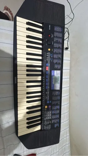 Teclado Yamaha