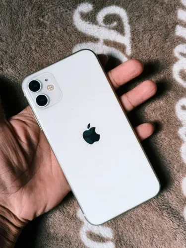 Iphone 11 Branco 64 GB - ( ICLOUD OK )
