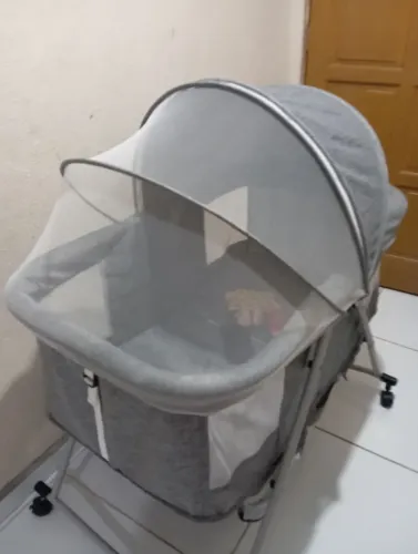 Berço portátil que desmonta
