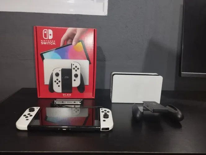 Nintendo switch OLED 64gb com película e cartão SD SanDisk de 128g