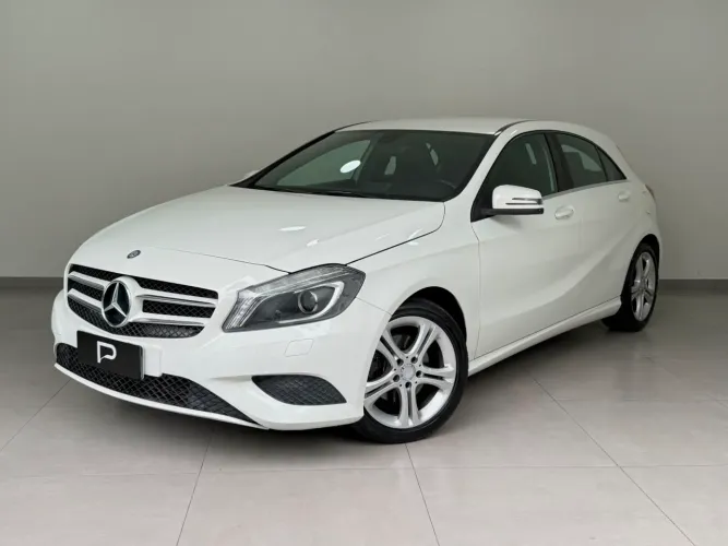 Mercedes-Benz Classe A 200 1.6 TB 16V Urban 156cv Aut. 2015
