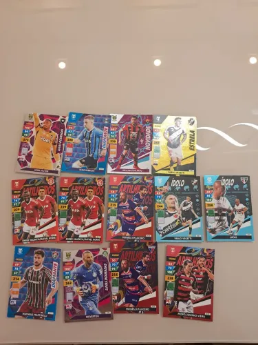 Cards adrenalyn brasileirão 2025