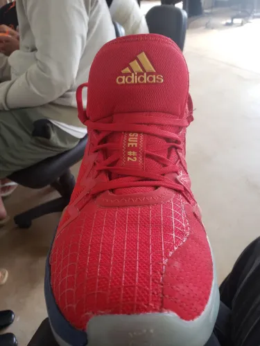 Adidas D.O.N Issue 2 homem-aranha edição ilimitada 43/44(Troco em notebook)