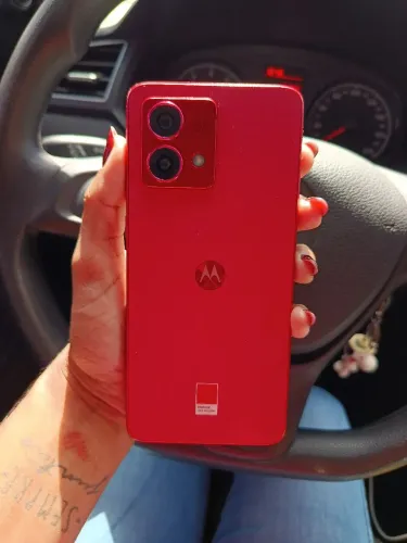 Moto g84 excelente estado de conservação