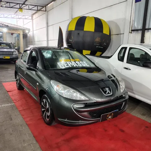 Peugeot 207 XR 1.4 Flex 8V 5P 2012