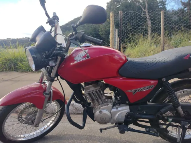 Moto CG Titan
