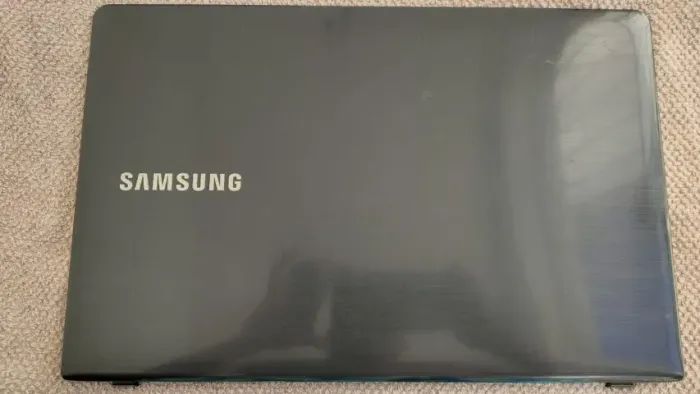 Tampa Para Samsung Np300e5e Np270e5e Np270e5g Np270e5j