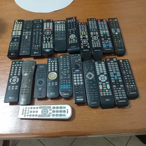 Controle Remoto de TVS Samsung, LG, SoNY, PHILIPS, ORIGINAIS! 25 R$ CADA.