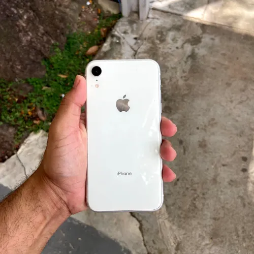 iPhone XR 64GB