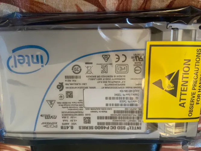 SSD Intel DC P4600 6,4TB NVMe U.2 - NOVO