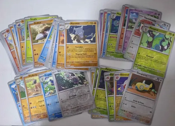 Bulk de Cartas HOLO REVERSO Pokémon TCG