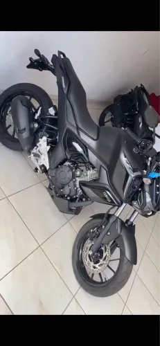 FZ 150 Z MUITO NOVA, OPORTUNIDADE ÚNICA, VAI VENDER RÁPIDO!