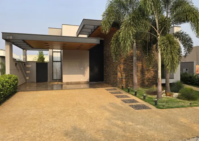 Casa ampla no Terras de Florenca | Aqui na Imobiliária Rosa e Rangel