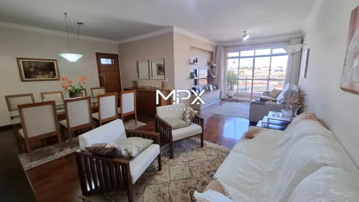 Apartamento à venda no Edifício Cisne Branco em Piracicaba