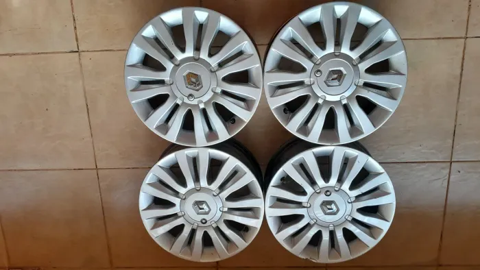 Rodas renalt aro 15 clio logan sandero