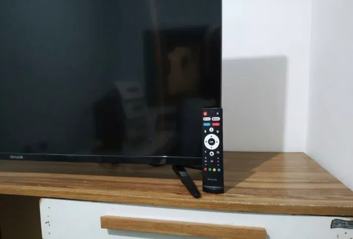 Smart TV 43" Aiwa Full HD Android TV - Nova na Caixa (Ou: Em bom Estado!)<br>