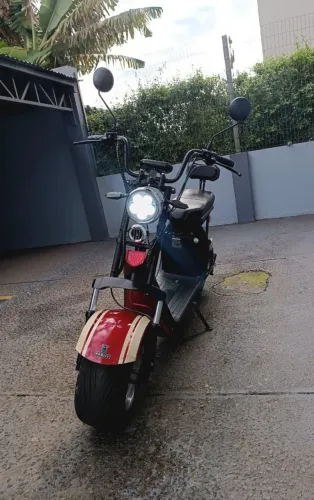 Scooter elétrica 