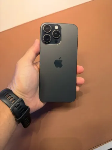 iPhone 15 Pro Max 256GB Titânio Preto - Sem detalhes - Bateria 85%
