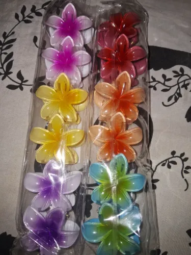 Pregadeiras de flor pequenas 