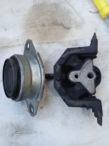 Coxim do Câmbio ou Calço da Caixa de Marcha e Coxim do Motor  do Escort Zetec 1.8 16v 