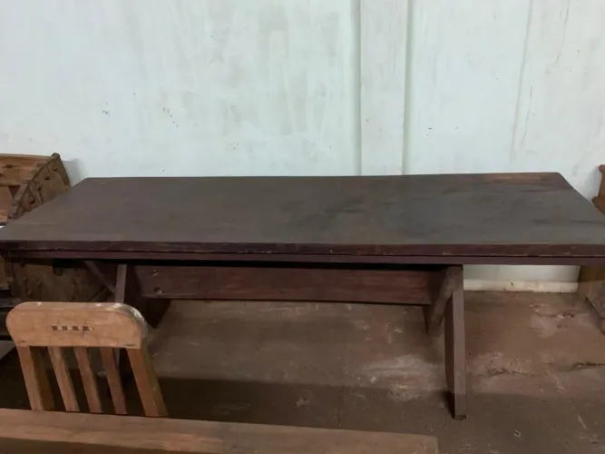 Mesa de madeira rústica