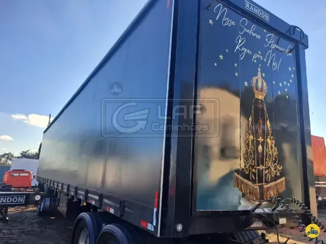Carreta Sider Randon 28 pallets de 14,40 metros sem pneus
