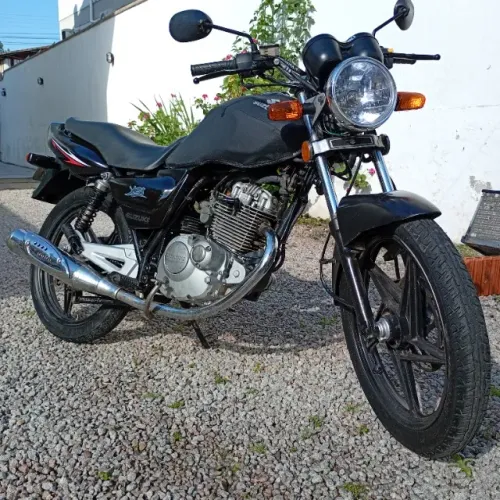 Vendo ou Troco ? Suzuki En 125cc | Partida Elétrica
