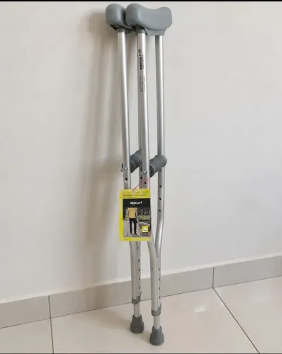 Par de Muletas Axilares Mercur M - Novas, Nunca Usadas