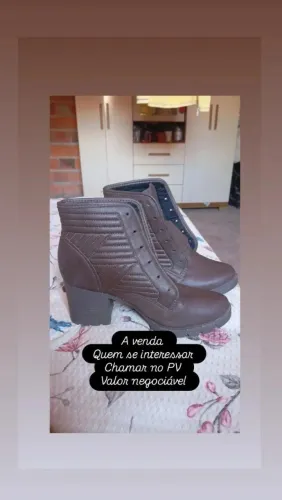Bota usada apenas uma vez 