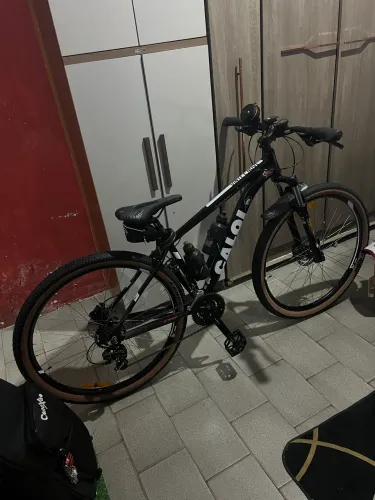 Bicicleta Caloi Vinte e nove modelo 2025 com acessórios