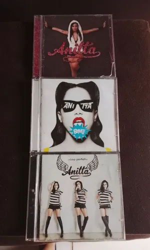 Cds originais Anitta