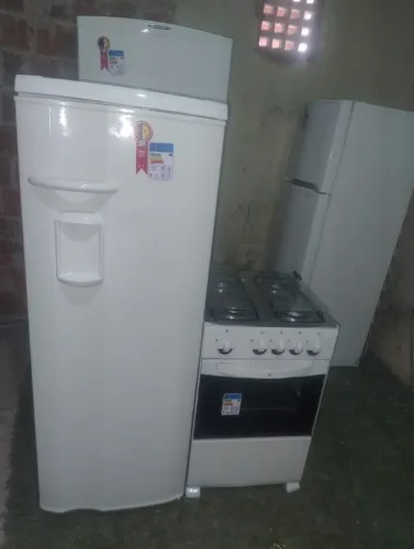 GELADEORA E FOGÃO 