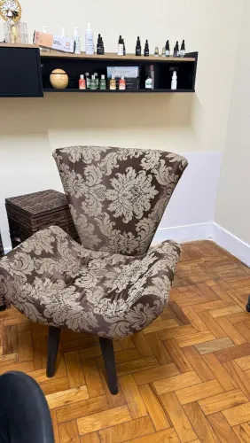 Vendo móveis de salão