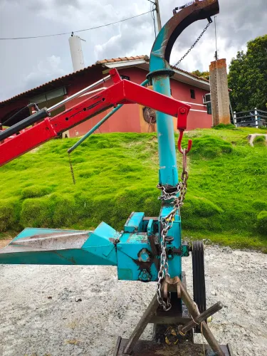 Ensiladeira forrageira trator 