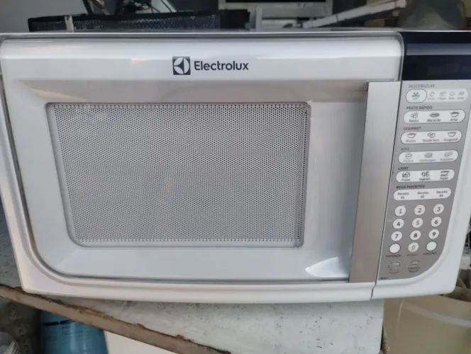 Forno microondas Electrolux