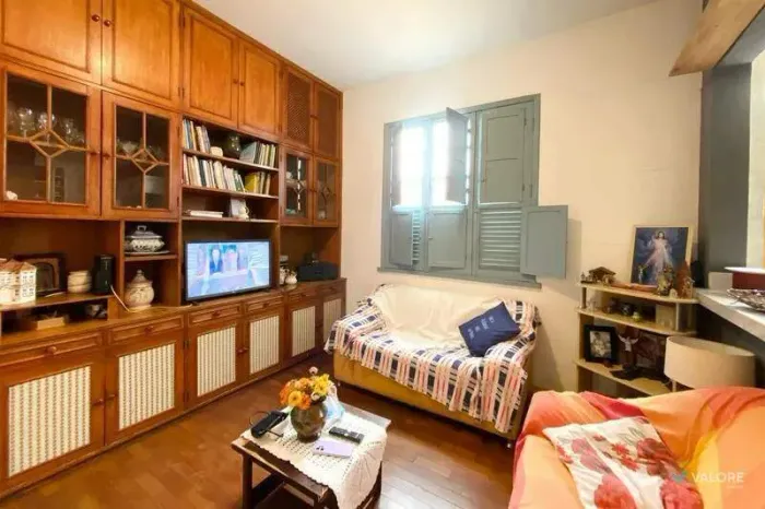 Apartamento com área privativa de 2 quartos, à venda, no Serra