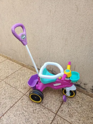 Motinha infantil em ótimo estado 