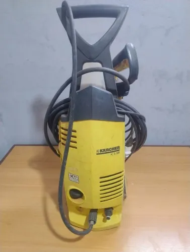 Vendo Lavadora de Alta Pressão 220v.