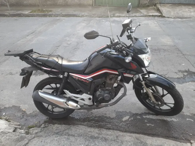 Titan 160