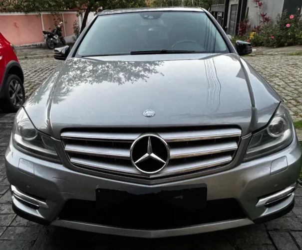 Mercedes-Benz C-180 CGI Sport 1.6 TB 16V 156cv Aut. 2014