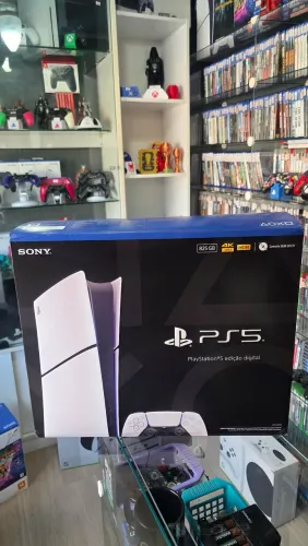 PS5 Slim, 825gb, lacrado, com NF e Garantia, aceitamos cartões ate 18x