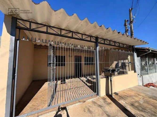 Casa com 3 dormitórios para alugar, 155 m² por R$ 2.415,00/mês - Vila São Pedro - Hortolân