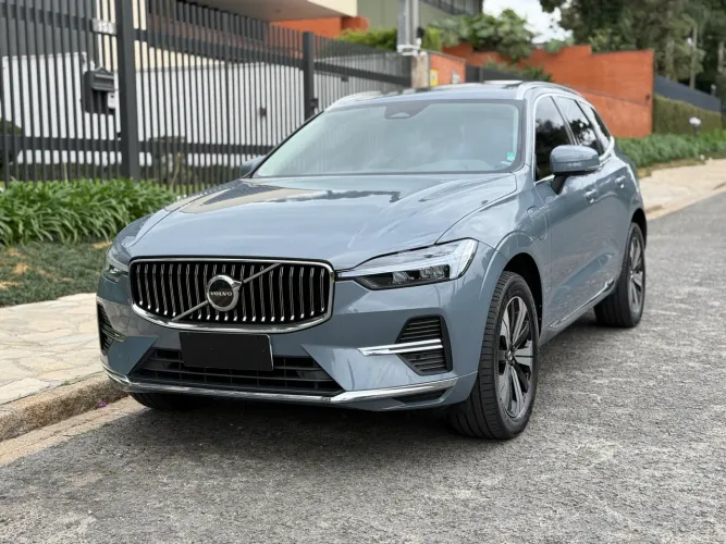Volvo XC-60 T-8 Plus 2.0 AWD (híbrido) 2023