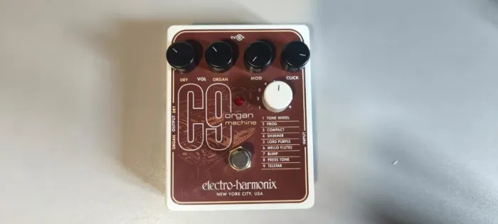 Pedal de guitarra Electro-Harmonix C9 Organ Machine